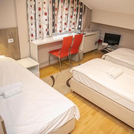 Hotel Dijana Pirot Luaran gambar