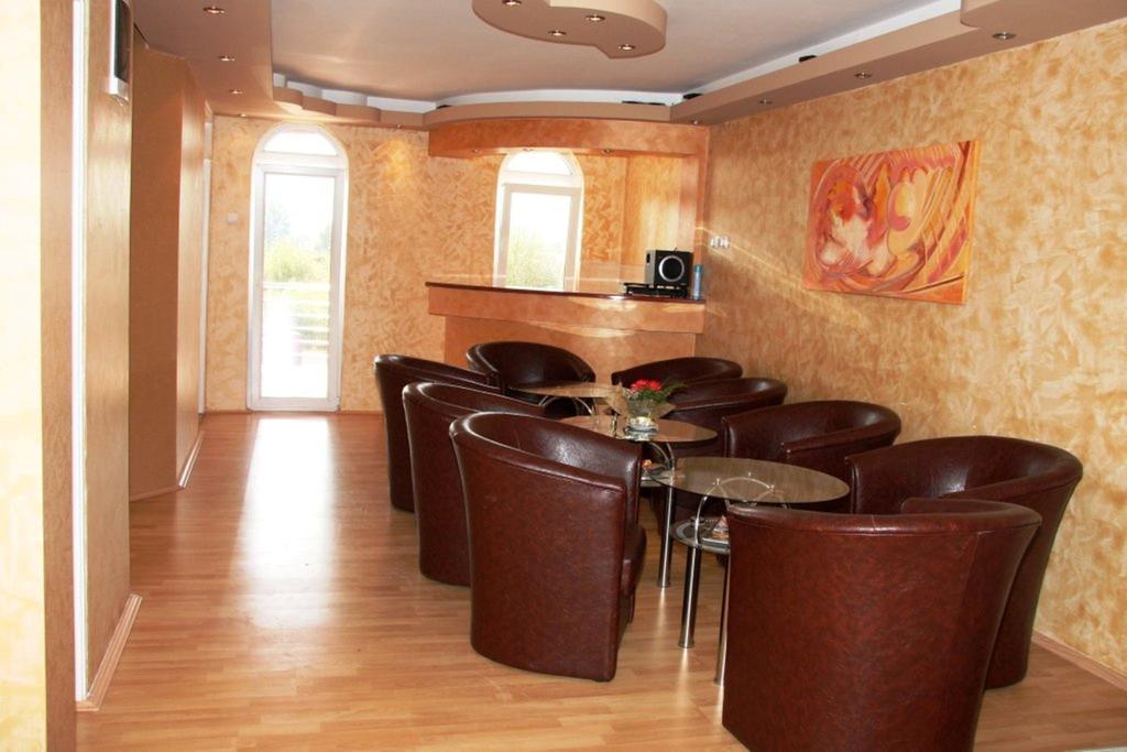 Hotel Dijana Pirot Restoran gambar