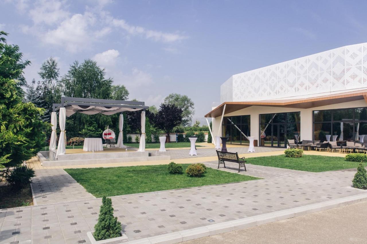 Hotel Dijana Pirot Luaran gambar