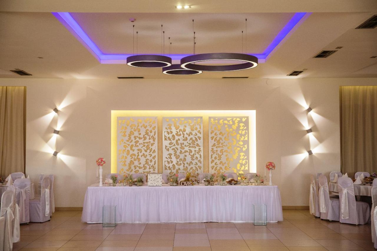 Hotel Dijana Pirot Luaran gambar
