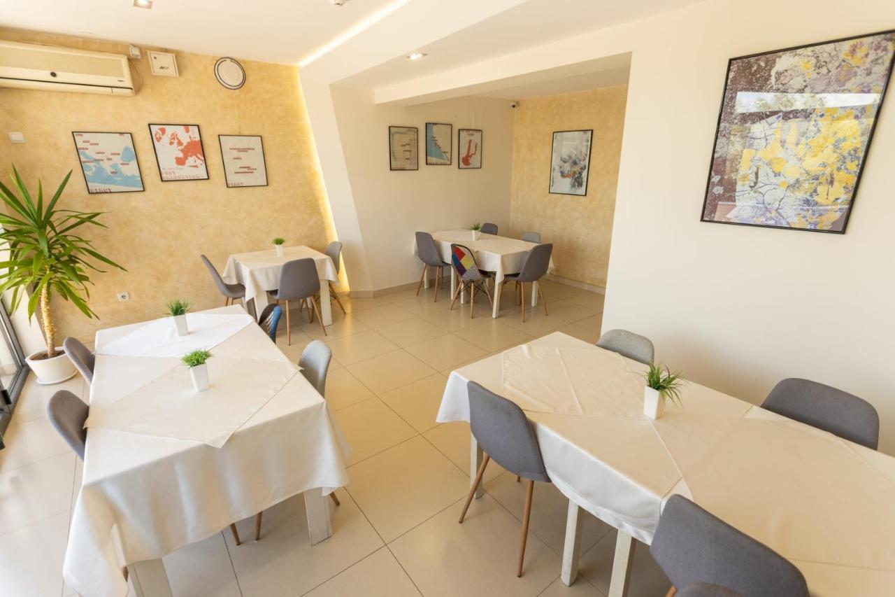 Hotel Dijana Pirot Luaran gambar